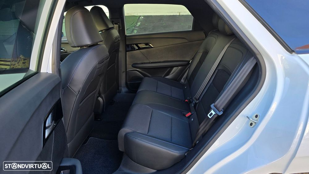 MG MG4 64 kWh Luxury - 51