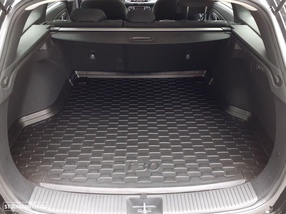 Hyundai i30 SW 1.0 T-GDi Style Plus - 24