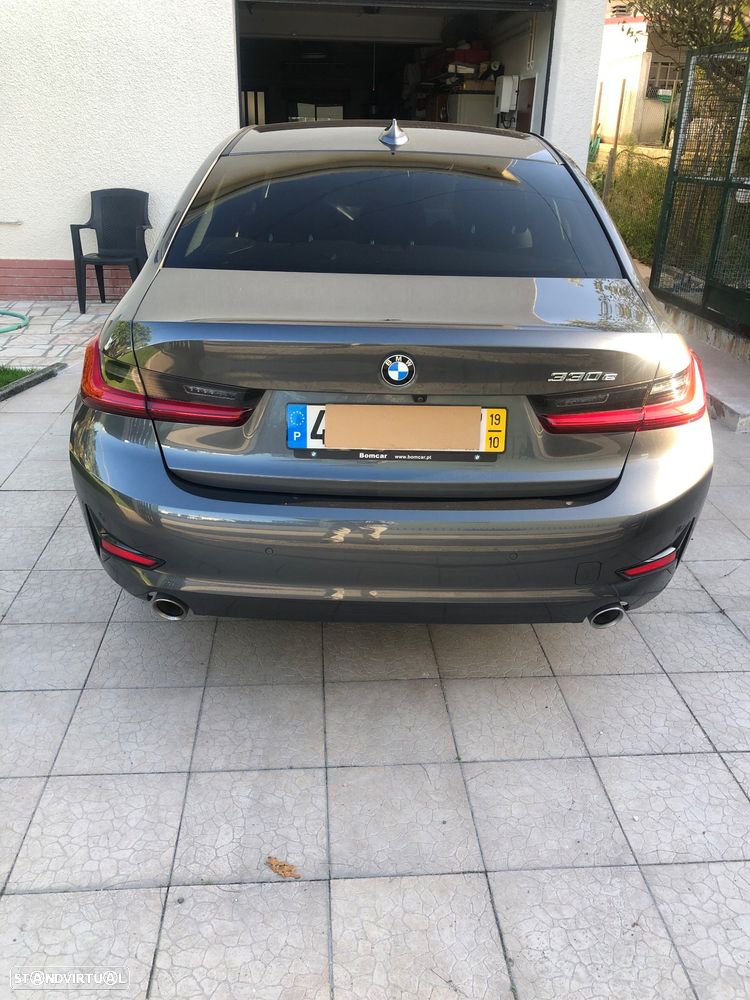 BMW 330 e iPerformance Line Sport - 4