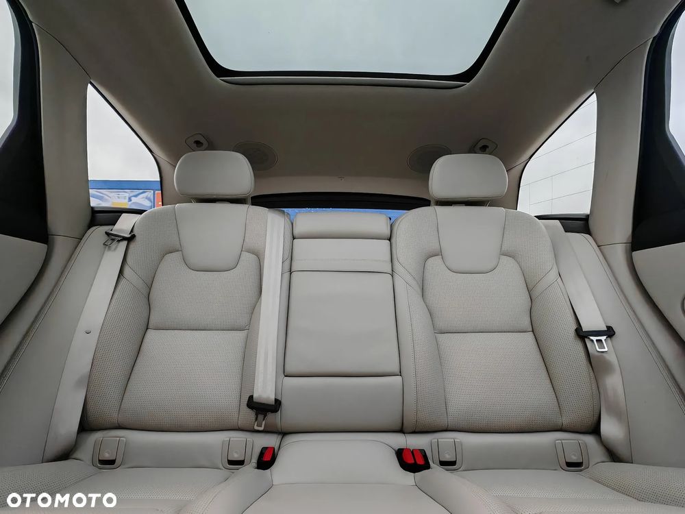 Volvo XC 60 T6 AWD Geartronic Inscription - 20