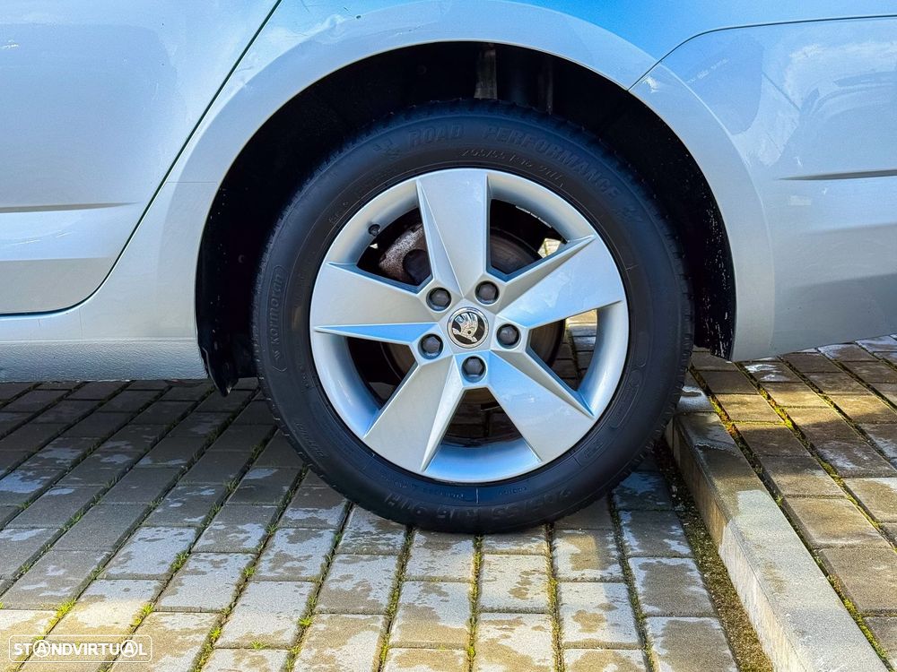 Skoda Octavia Break 1.6 TDi Style DSG - 28