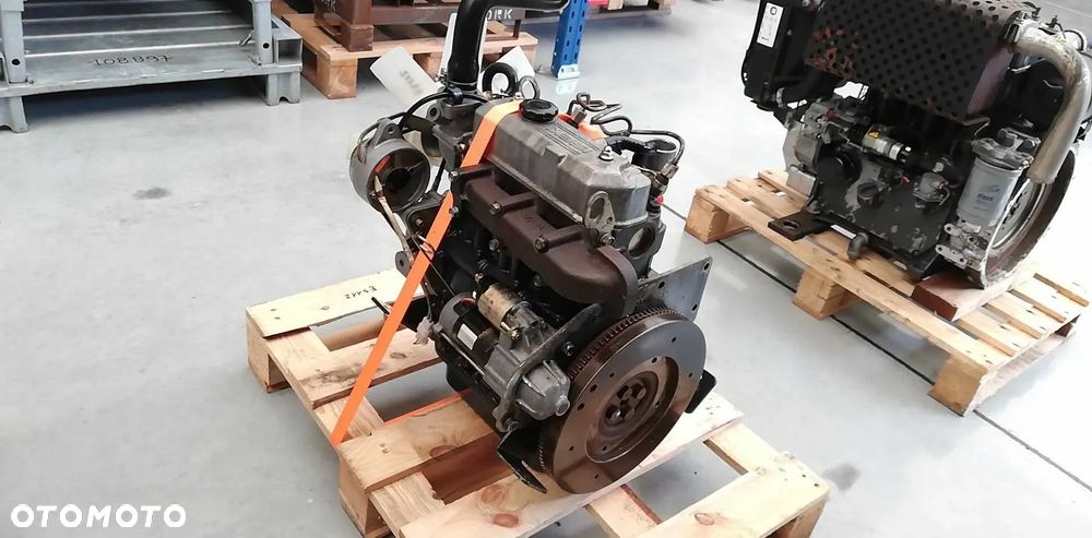 silnik ISEKI E3112 15,7 KW 3-cylindrowy diesel 8536 zł netto - 3
