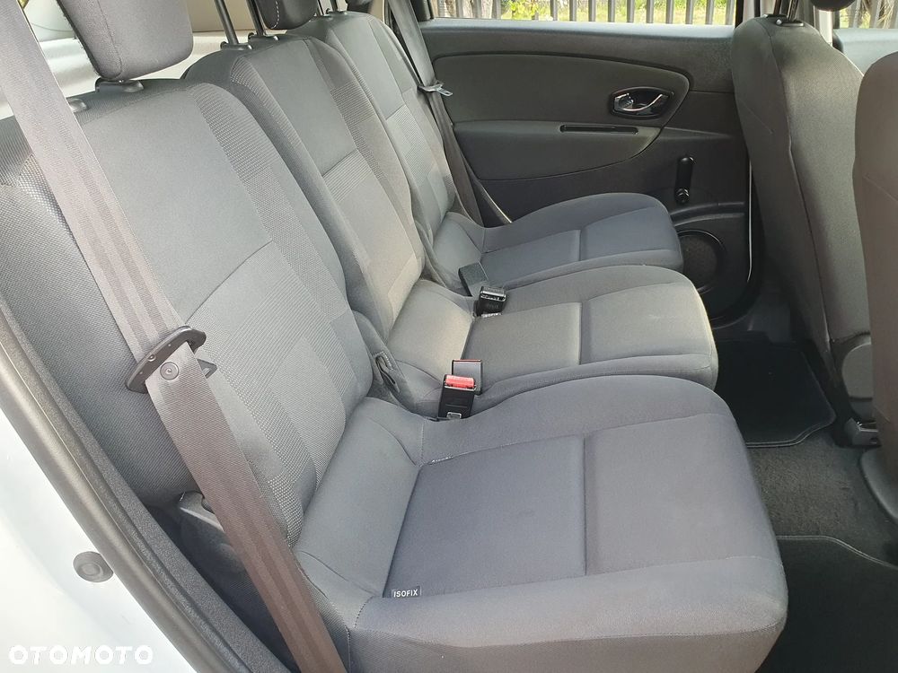 Renault Scenic - 15