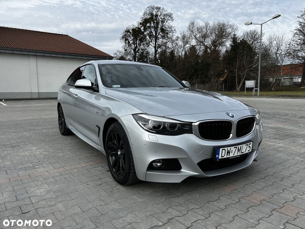 BMW 3GT 320i xDrive M Sport - 2