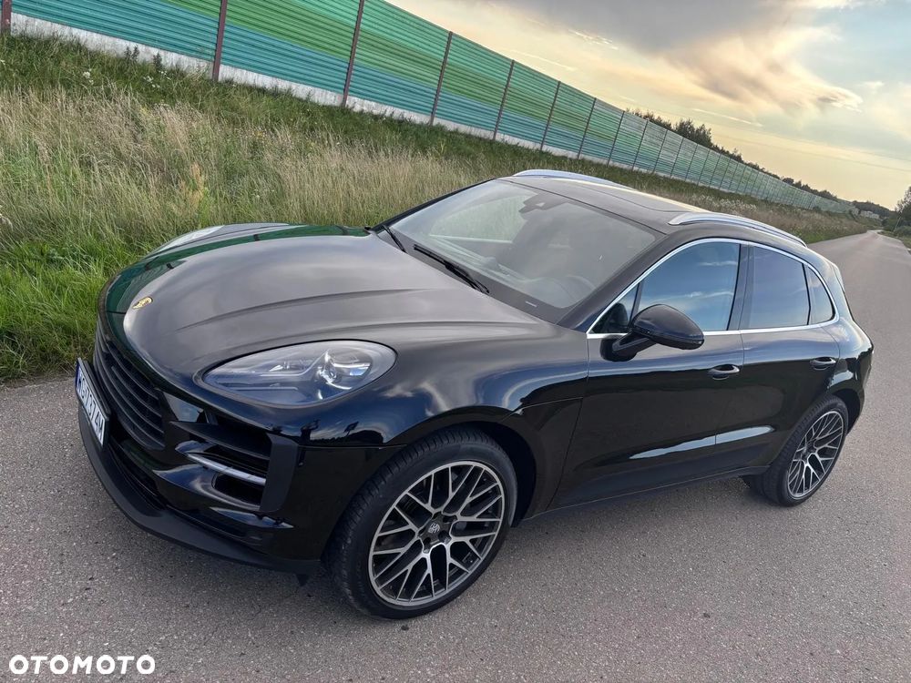 Porsche Macan - 25