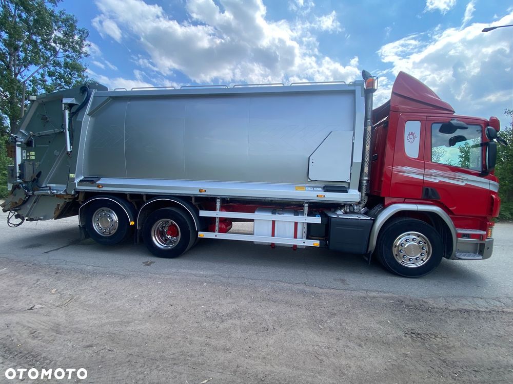 Scania P320 6X2 - 10