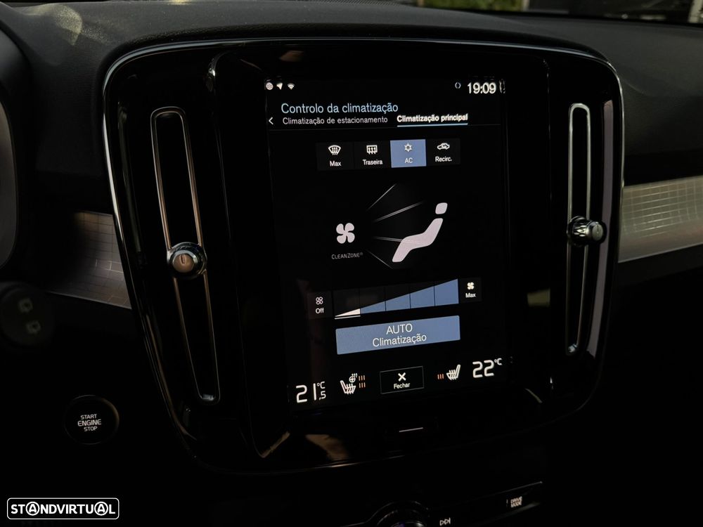 Volvo XC 40 1.5 T4 PHEV Plus Dark - 52