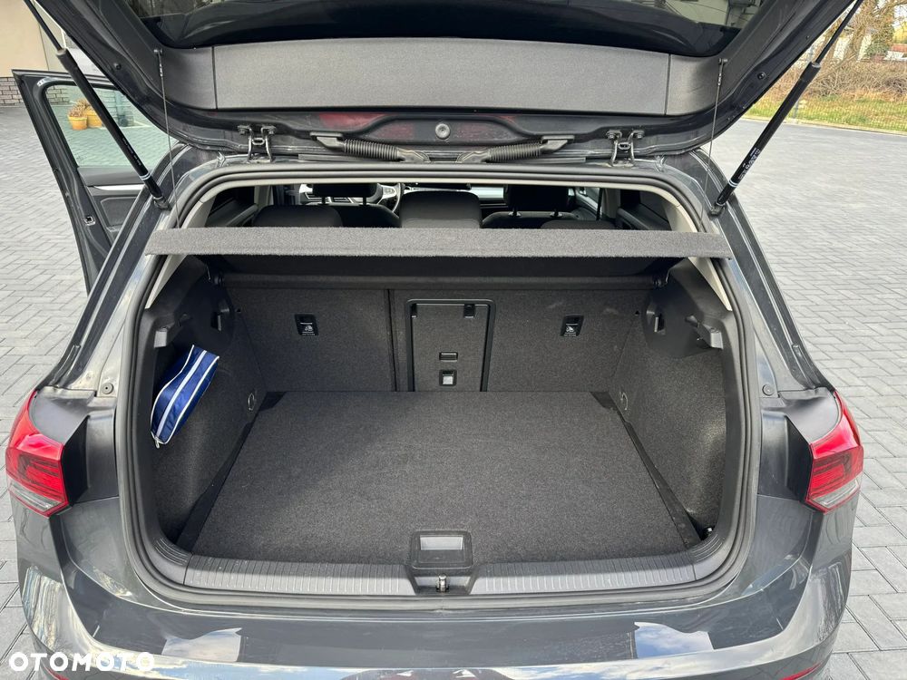 Volkswagen Golf 1.5 TSI EVO Life - 15