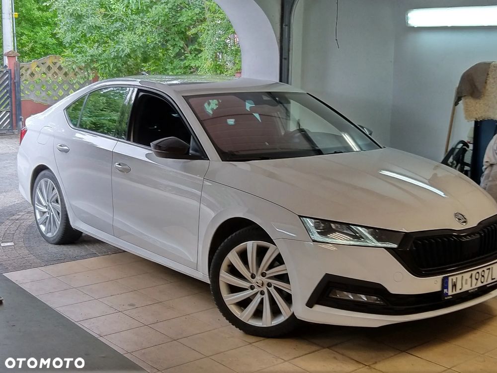 Skoda Octavia 1.5 TSI ACT Sportline - 5