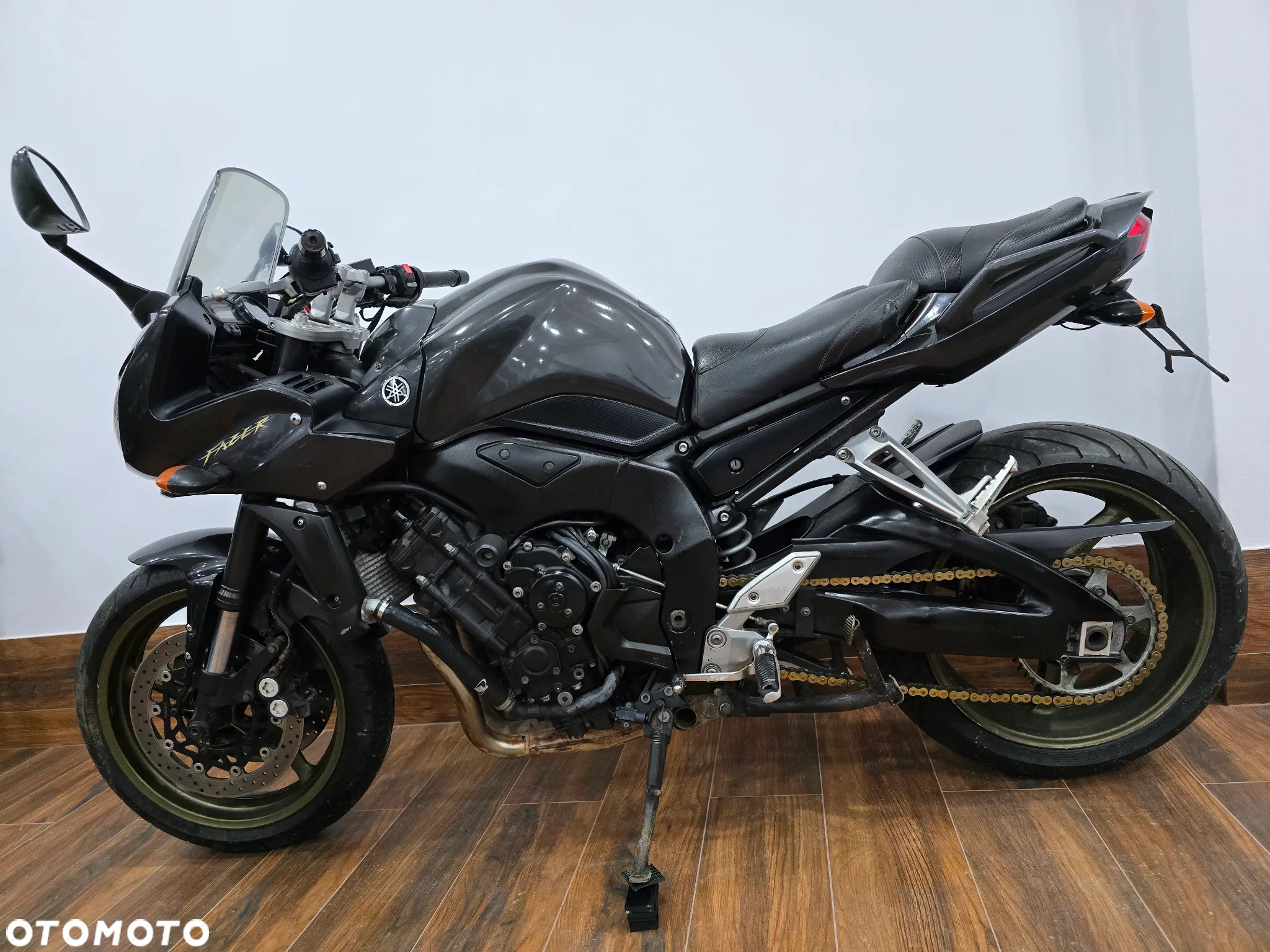 Yamaha FZ - 22