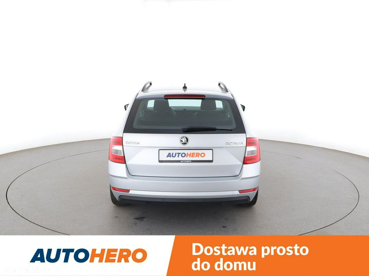 Skoda Octavia 1.6 TDI Ambition DSG - 6
