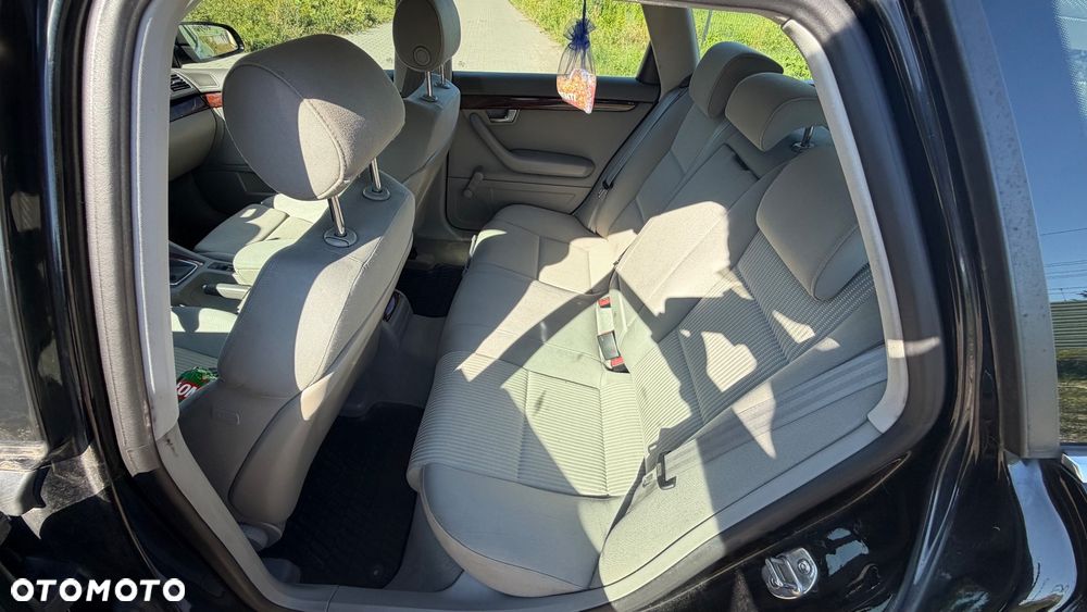 Audi A4 Avant 2.0 TDI DPF - 13