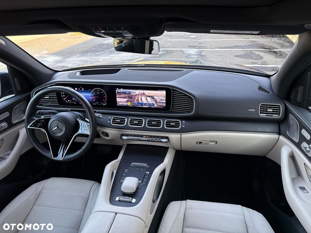 Mercedes-Benz GLE - 26