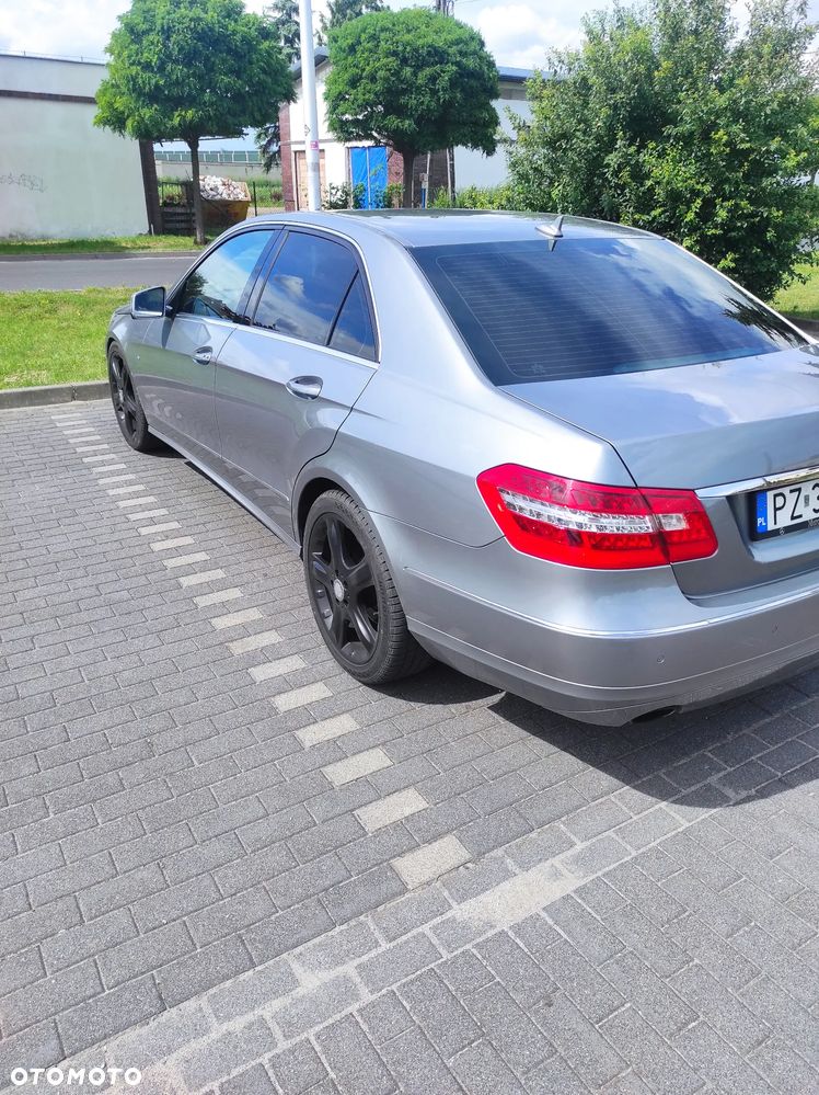 Mercedes-Benz Klasa E 350 CGI BlueEFFICIENCY Avantgarde - 4