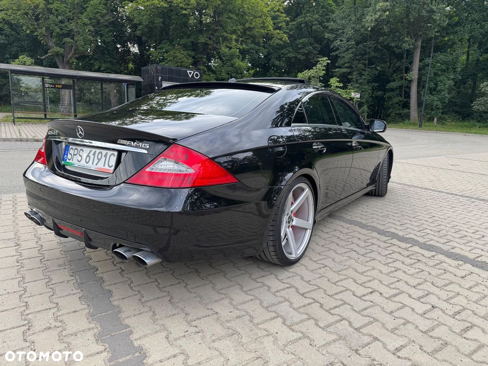 Mercedes-Benz CLS - 24