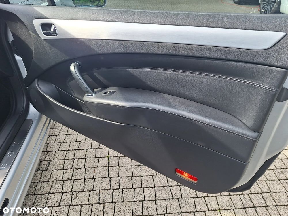 Peugeot 407 - 21
