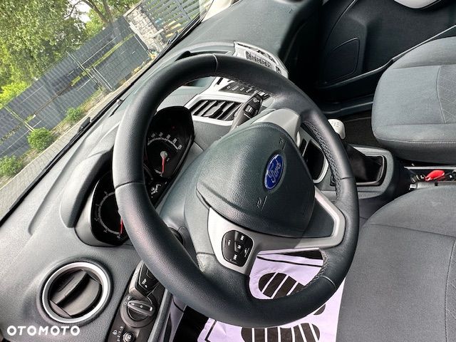 Ford Fiesta 1.25 Titanium EU5 - 11