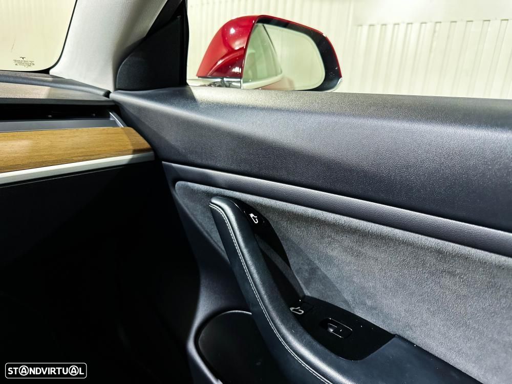 Tesla Model 3 Long Range Tração Integral - 34