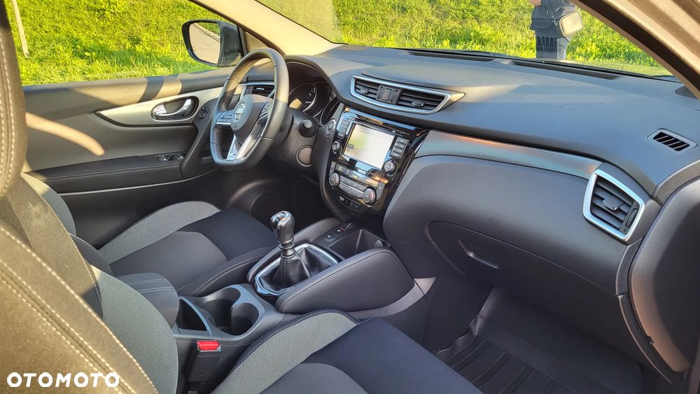 Nissan Qashqai 1.2 DIG-T N-Connecta - 10