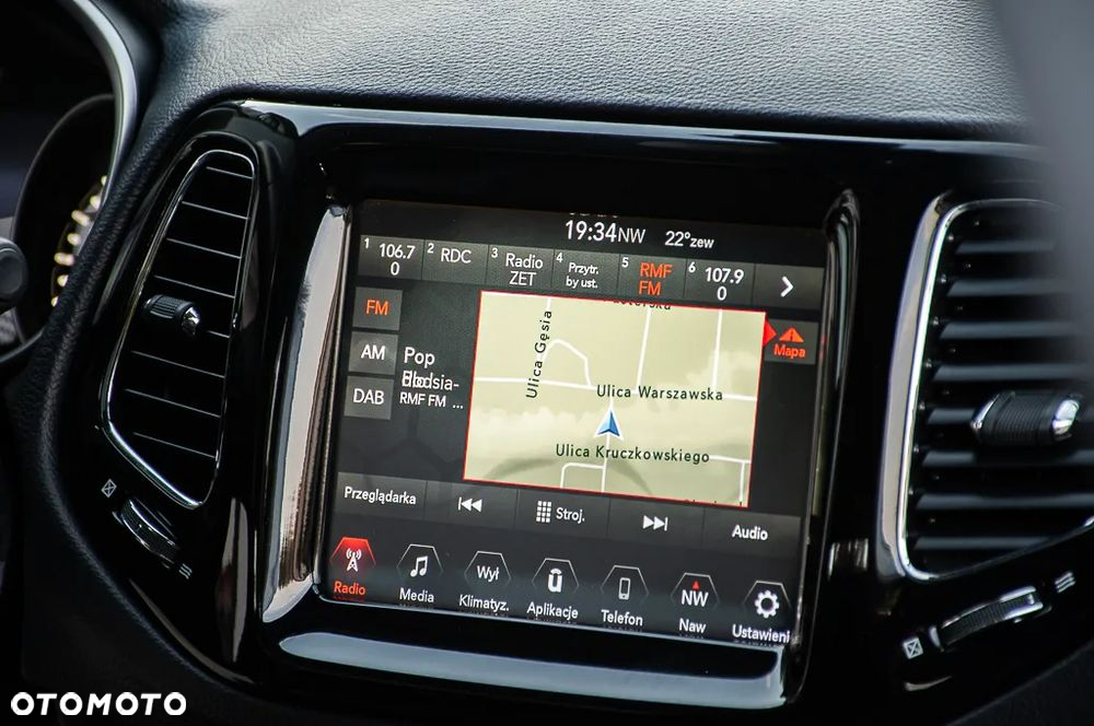 Jeep Compass - 19