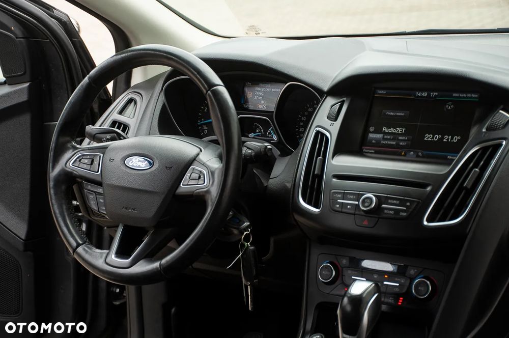 Ford Focus - 8