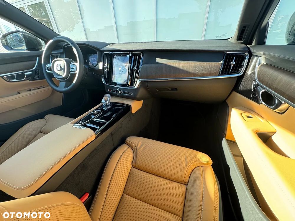 Volvo V90 T6 AWD Plug-In Hybrid Plus Bright - 13