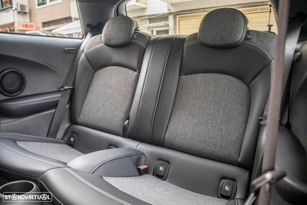 MINI 3 Portas Cooper SE - 31