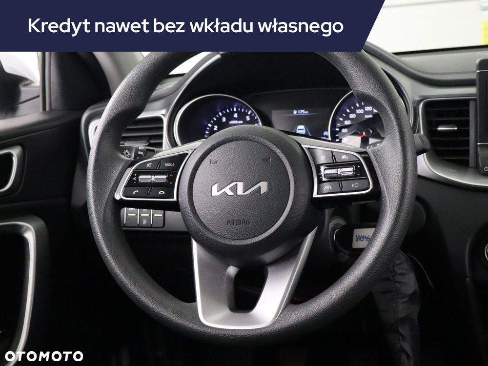Kia Ceed - 19