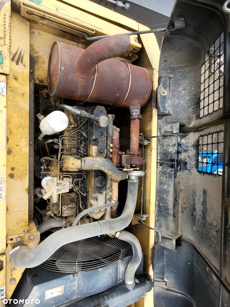 Caterpillar 318C - 18