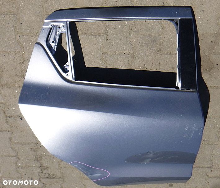 Suzuki Swift Drzwi Prawy Tył - 3