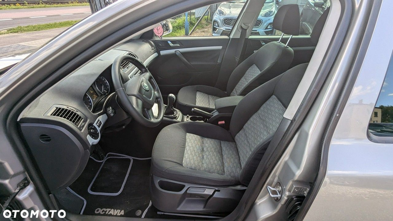 Skoda Octavia - 7