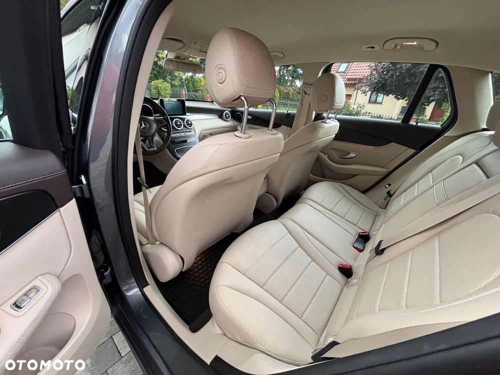 Mercedes-Benz GLC - 8