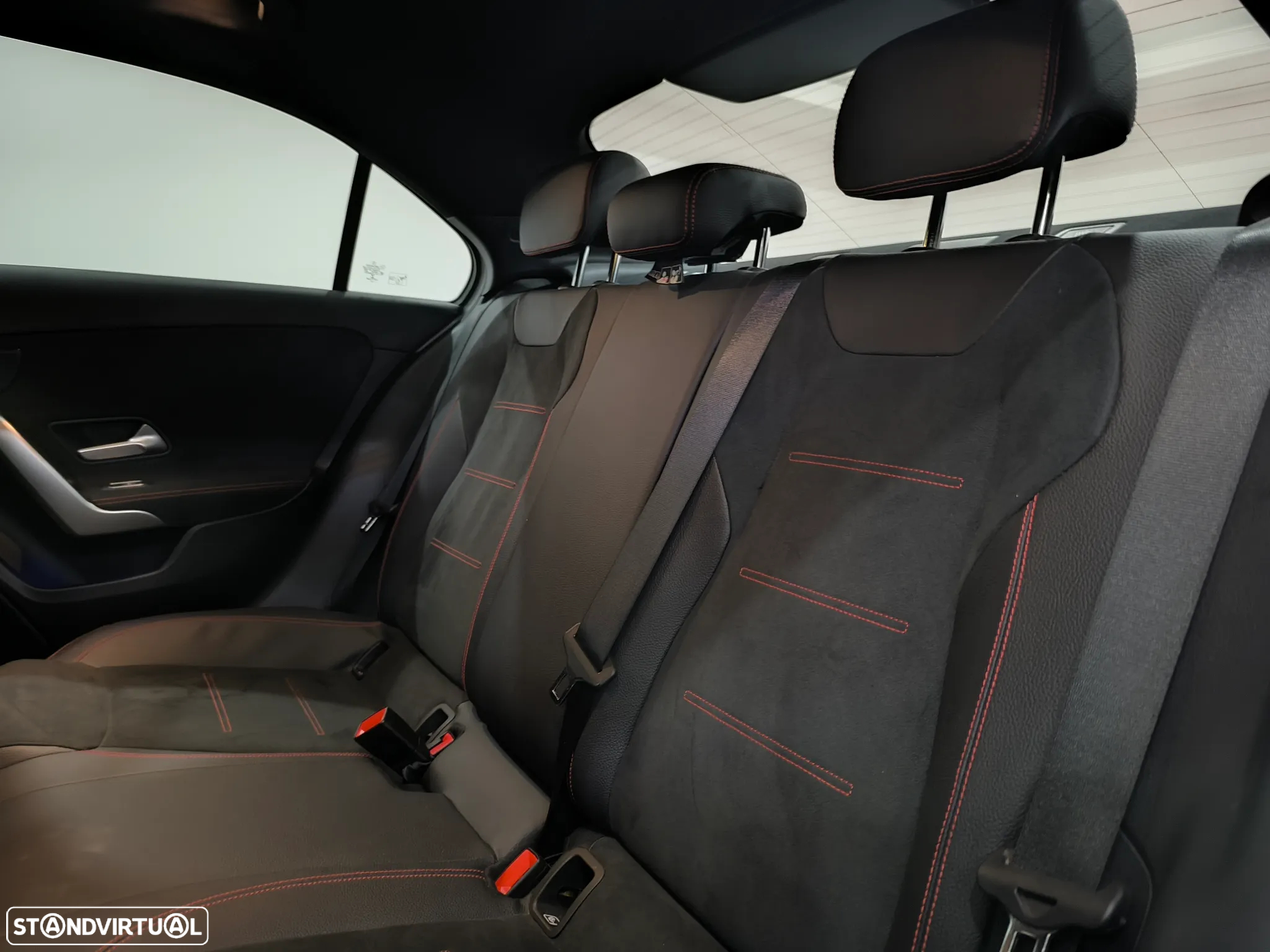 Mercedes-Benz A 180 Limousine d AMG Line Aut. - 30