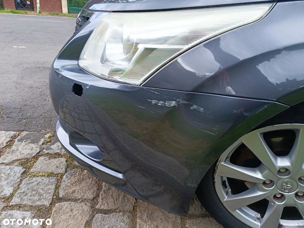 Toyota Avensis 1.8 Luna - 5