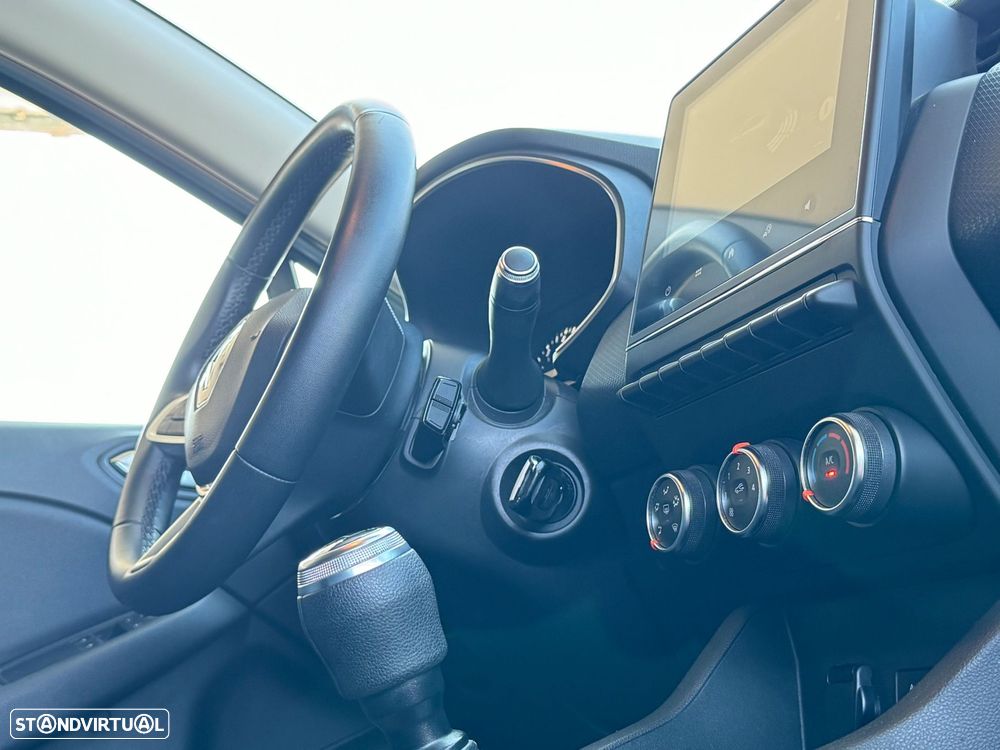 Renault Clio 1.0 TCe Exclusive - 18