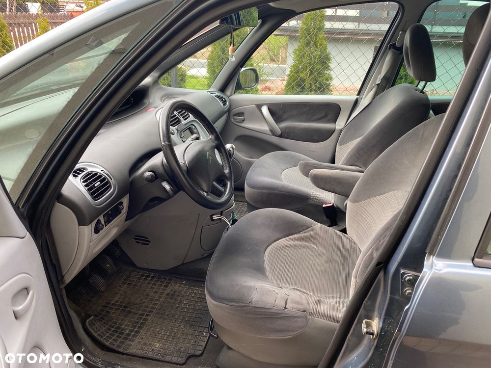 Citroën Xsara Picasso - 10