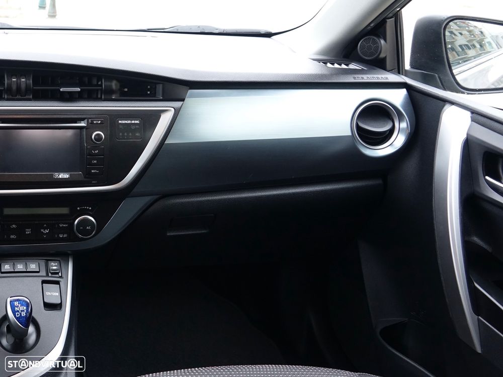 Toyota Auris 1.8 HSD Active - 21