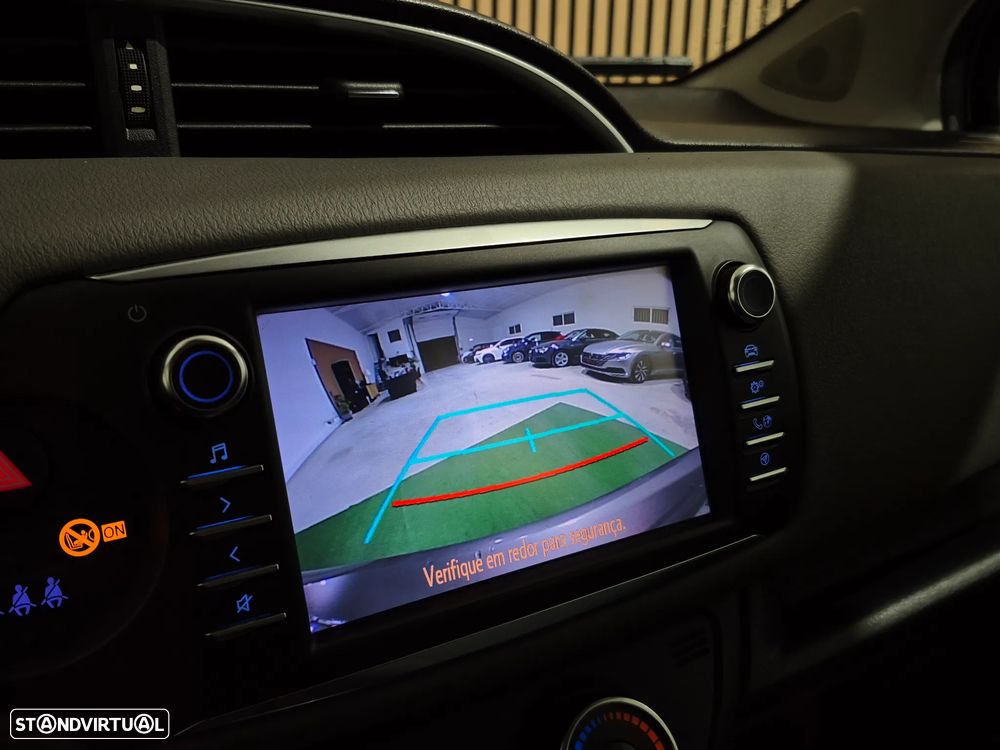 Toyota Yaris 1.0 VVT-i Comfort +PS+PT Techno - 25