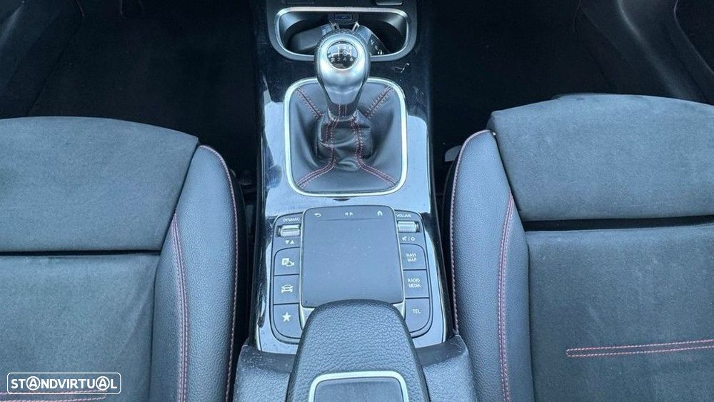Mercedes-Benz CLA 180 d AMG Line - 10