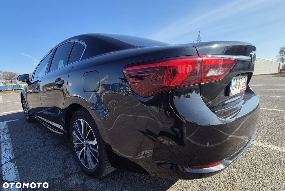 Toyota Avensis 2.0 D-4D Prestige - 5