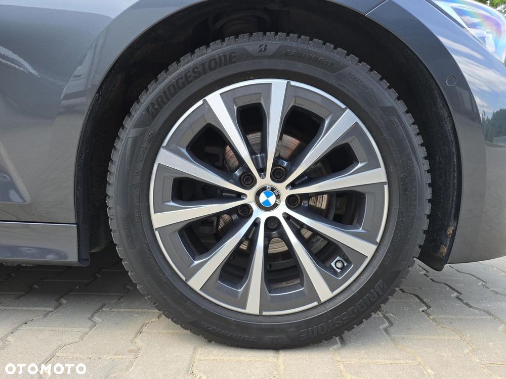 BMW Seria 3 318d - 9