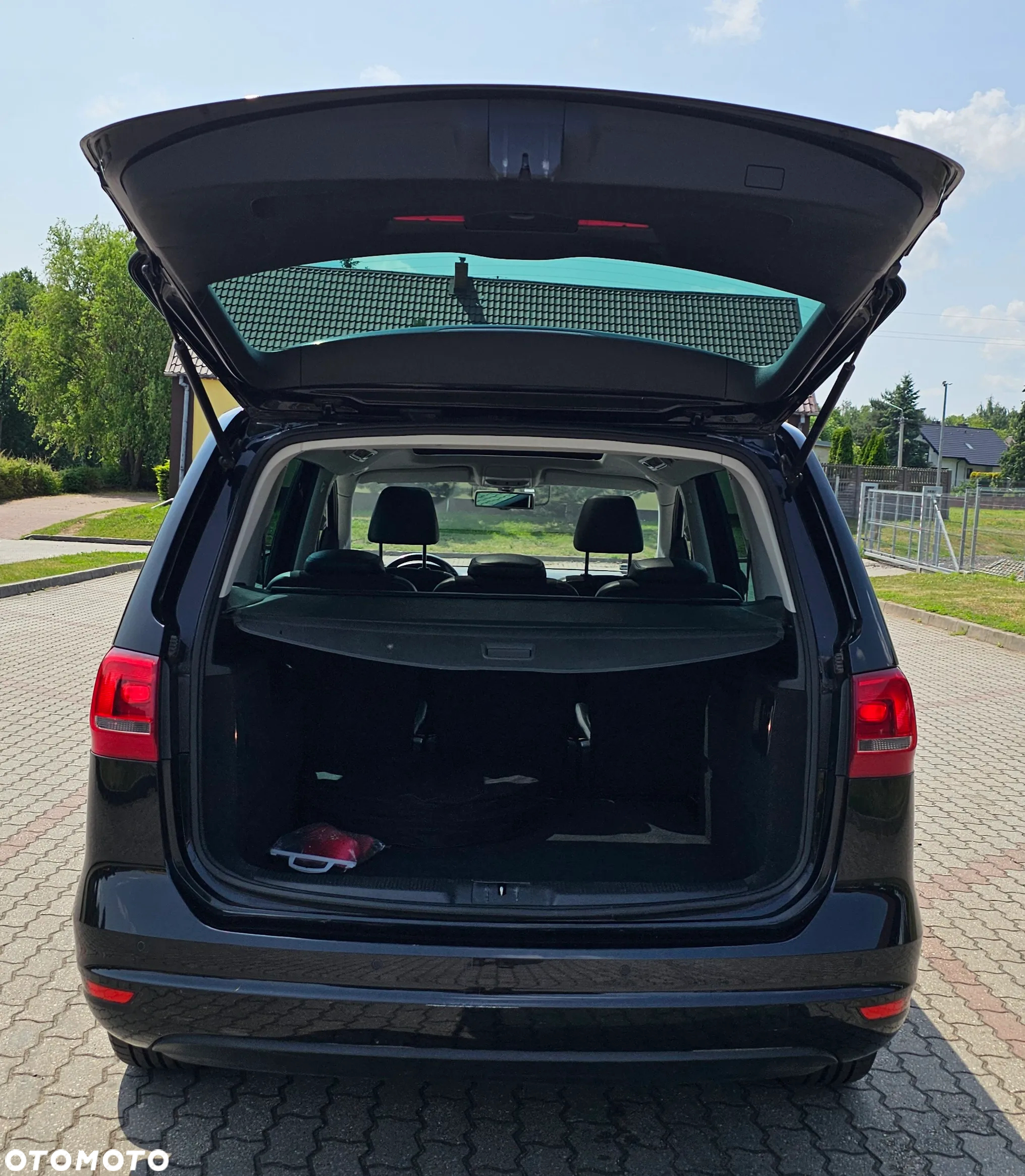 Volkswagen Sharan 2.0 TDI Comfortline DSG - 11