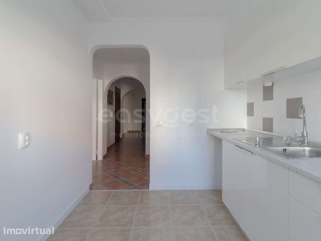 Apartamento T4 na Cruz de Pau - Grande imagem: 2/17