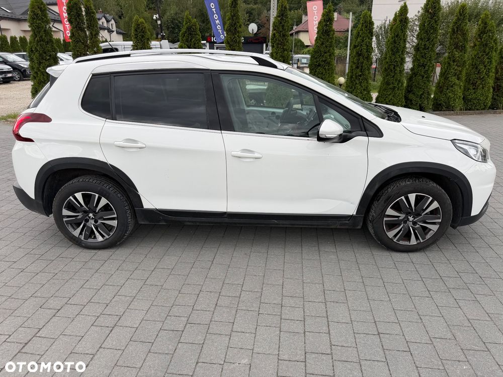 Peugeot 2008 PureTech 110 GPF Stop&Start EAT6 Crossway - 3