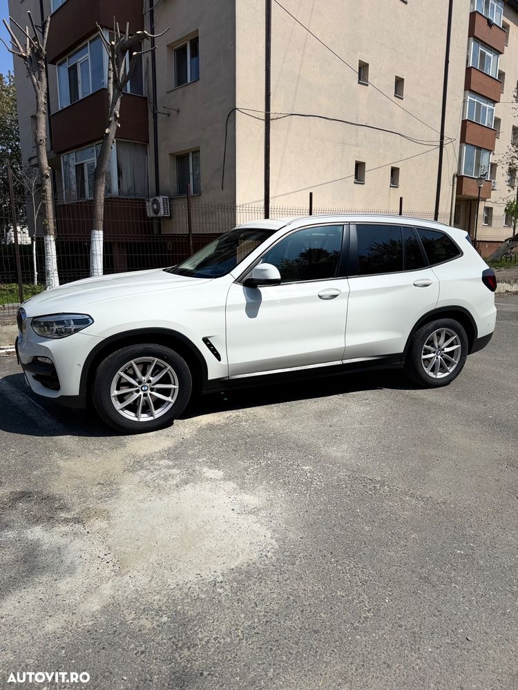 BMW X3 xDrive20d AT Luxury Line - 4