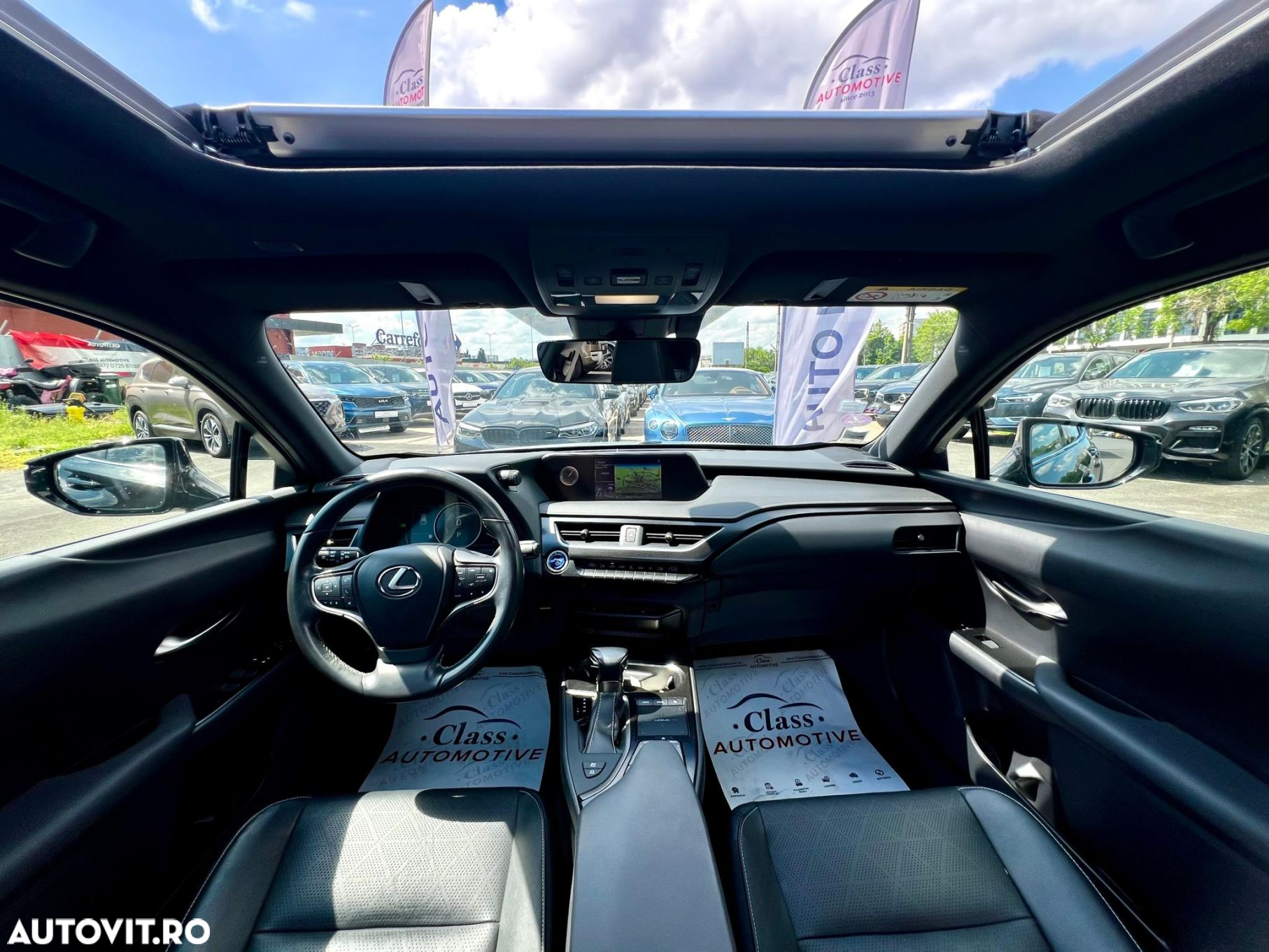 Lexus UX 250h 2.0L HEV 20H- (178 HP) 4X2 CVT Executive - 10