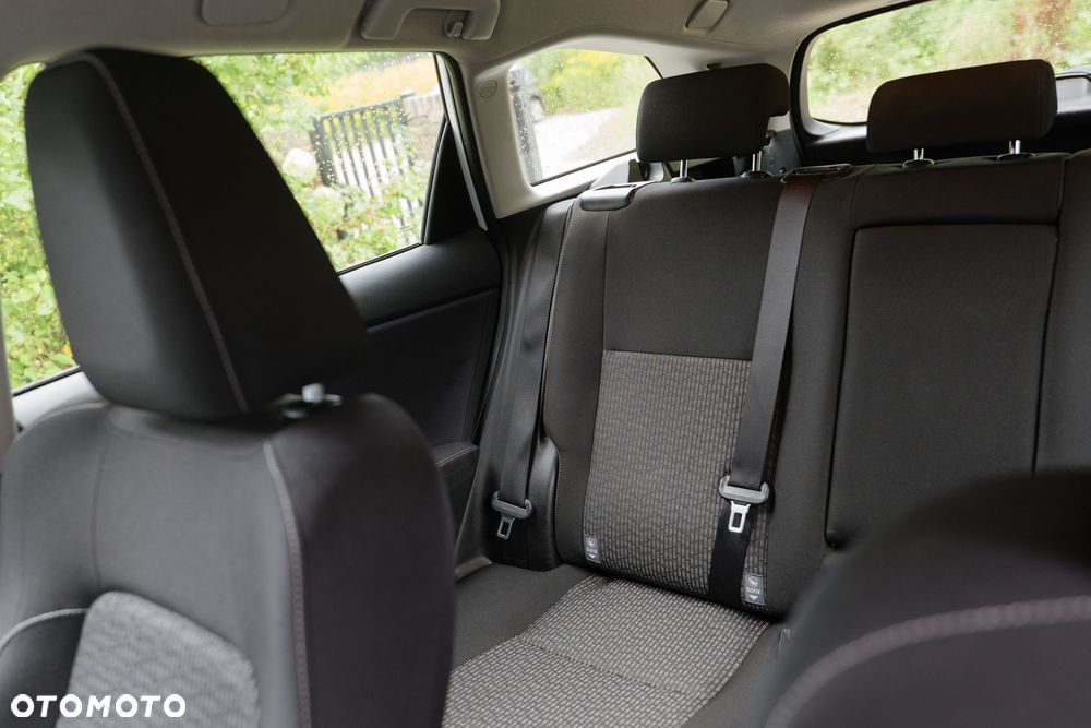 Toyota Auris - 7