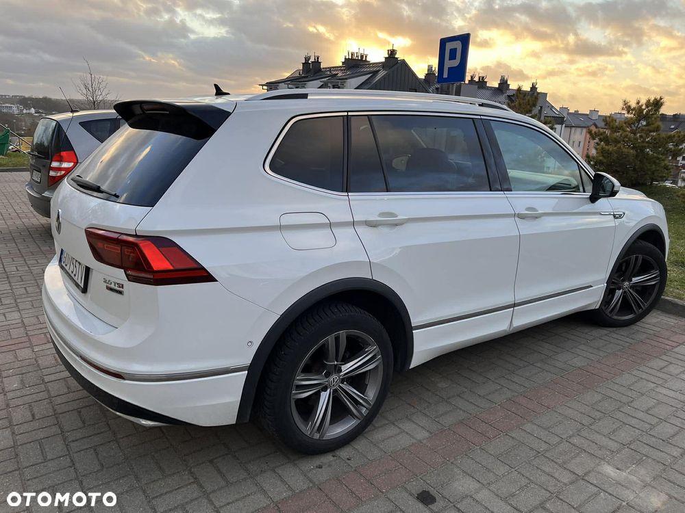 Volkswagen Tiguan - 2