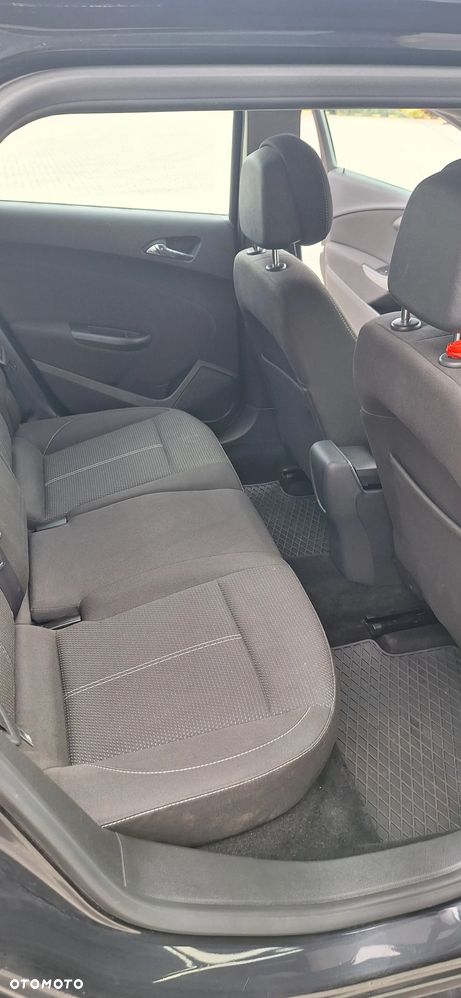 Opel Astra 1.6 D Start/Stop Sports Tourer Dynamic - 13