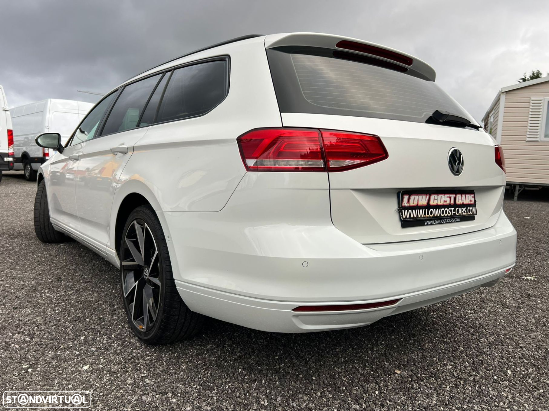 VW Passat 1.6 TDI Business DSG - 51